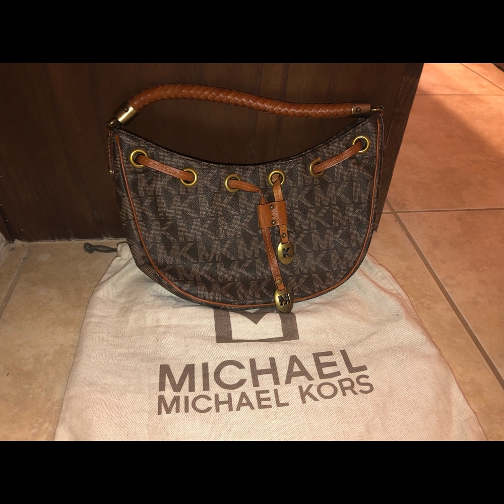 Michael kors purse